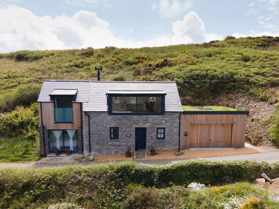 Cliff-Top Cottage On Coast Path W/Panoramic Views Trevine Eksteriør billede