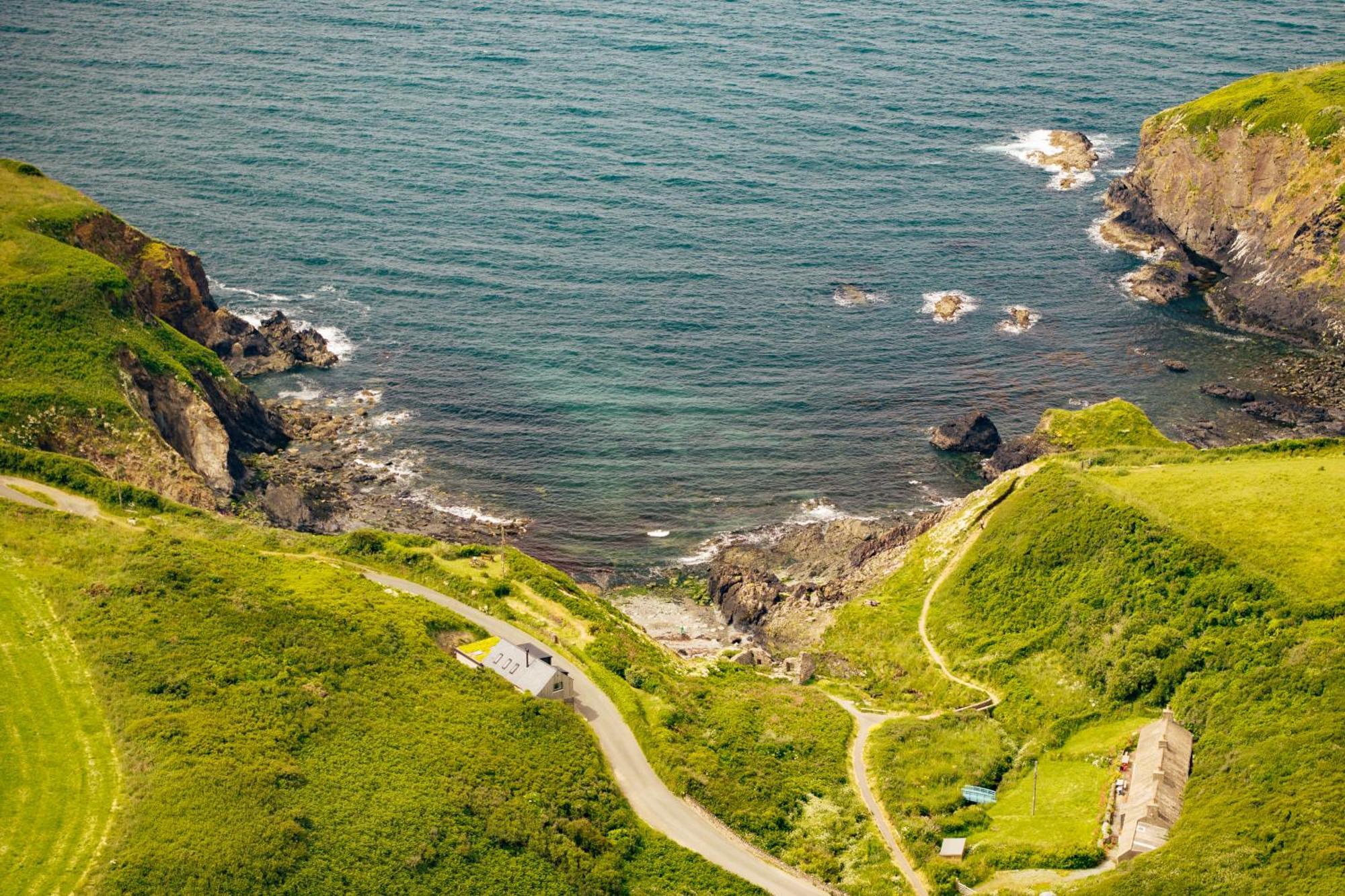 Cliff-Top Cottage On Coast Path W/Panoramic Views Trevine Eksteriør billede