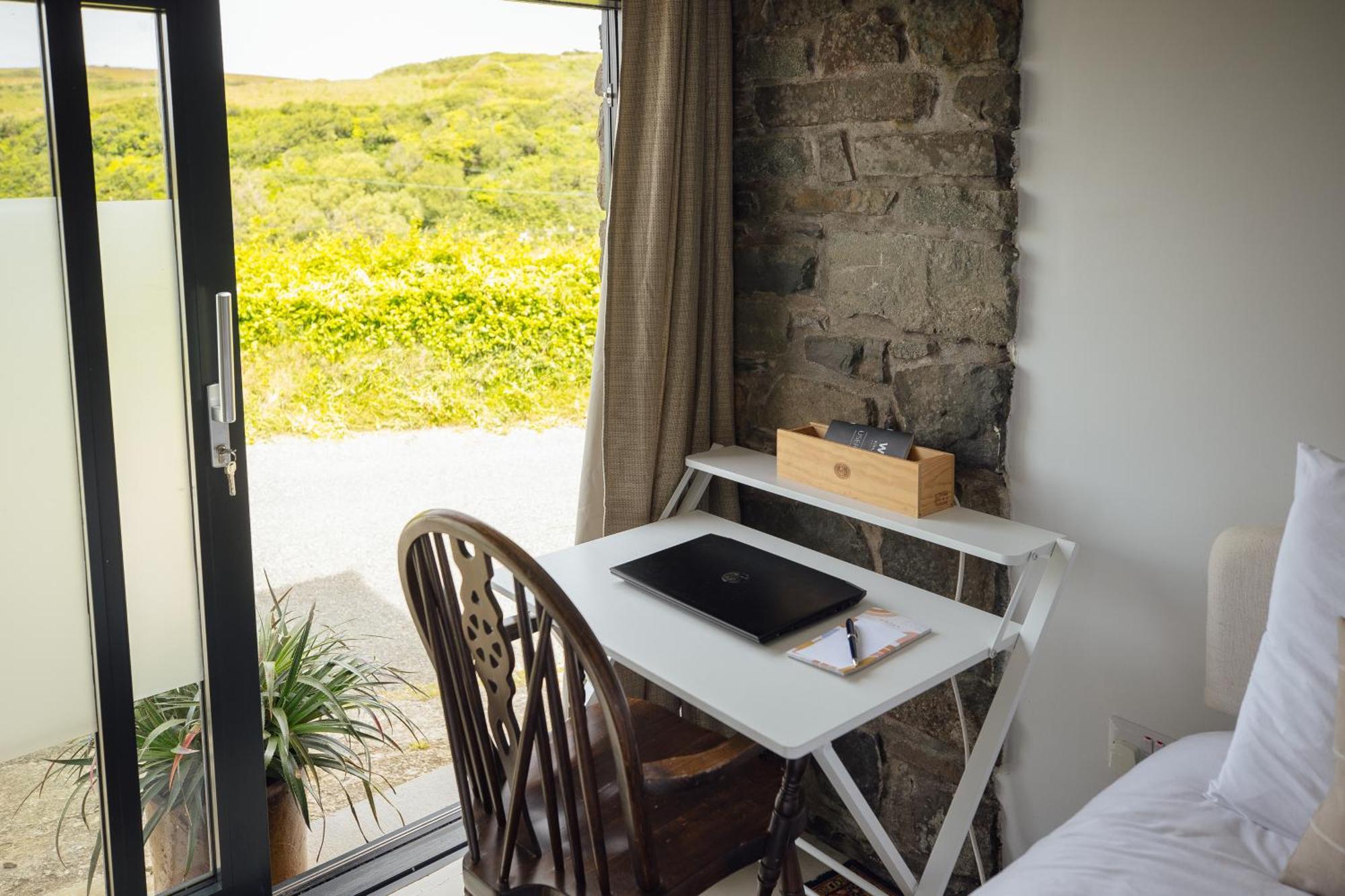 Cliff-Top Cottage On Coast Path W/Panoramic Views Trevine Eksteriør billede